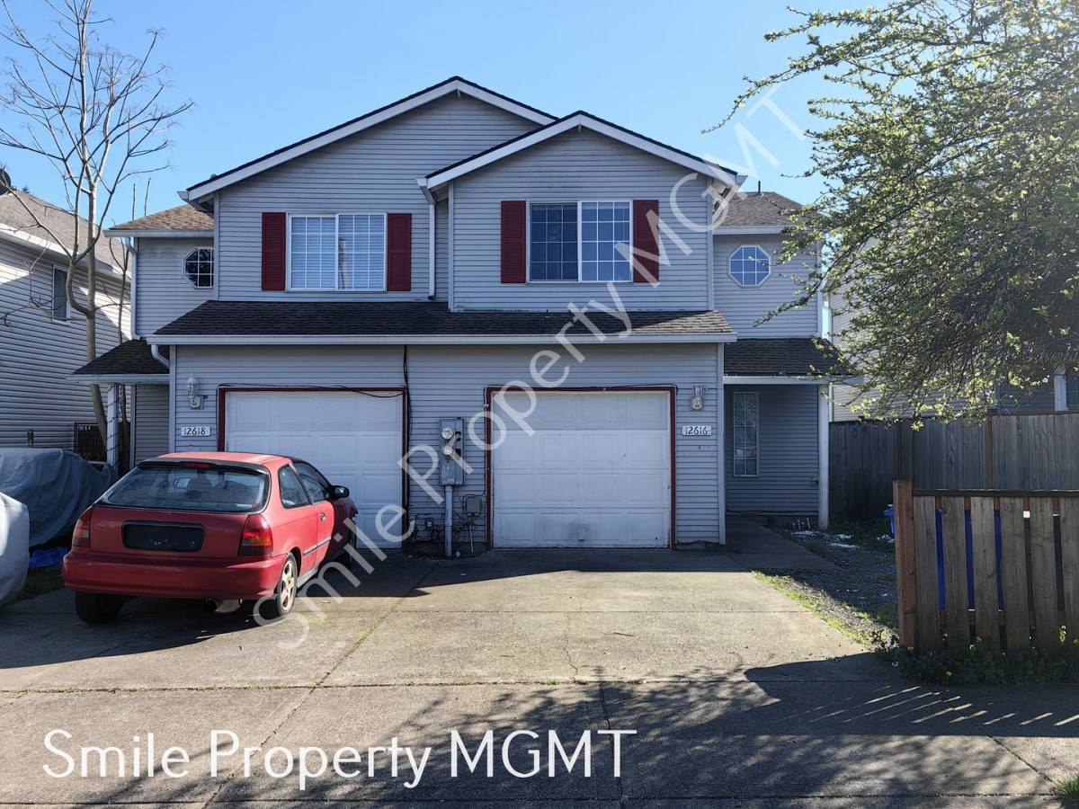 House for rent at 12616 SE Taggart St, Portland, OR 97236