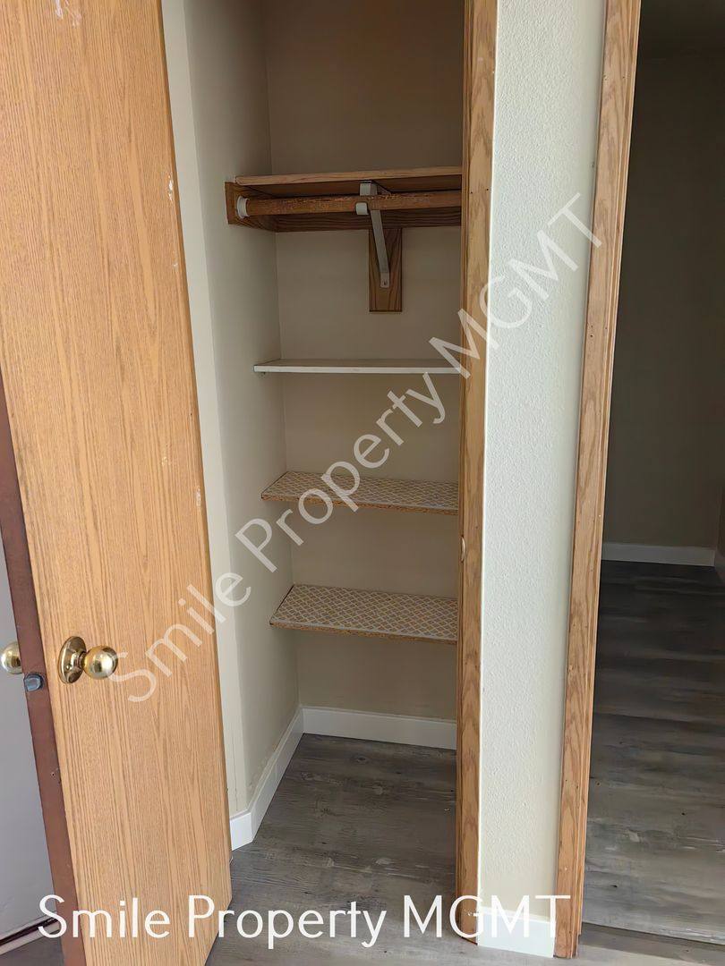 House for rent at 12616 SE Taggart St, Portland, OR 97236
