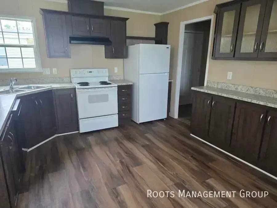 Apartment for rent at 2513 Aspen St #2513A, Middletown, OH 45042