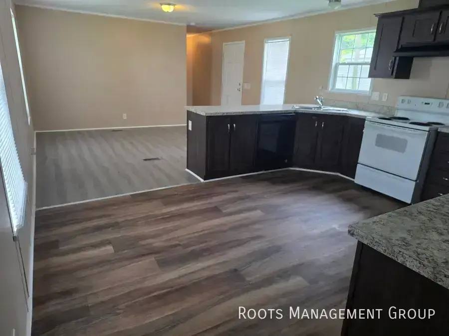 Apartment for rent at 2513 Aspen St #2513A, Middletown, OH 45042
