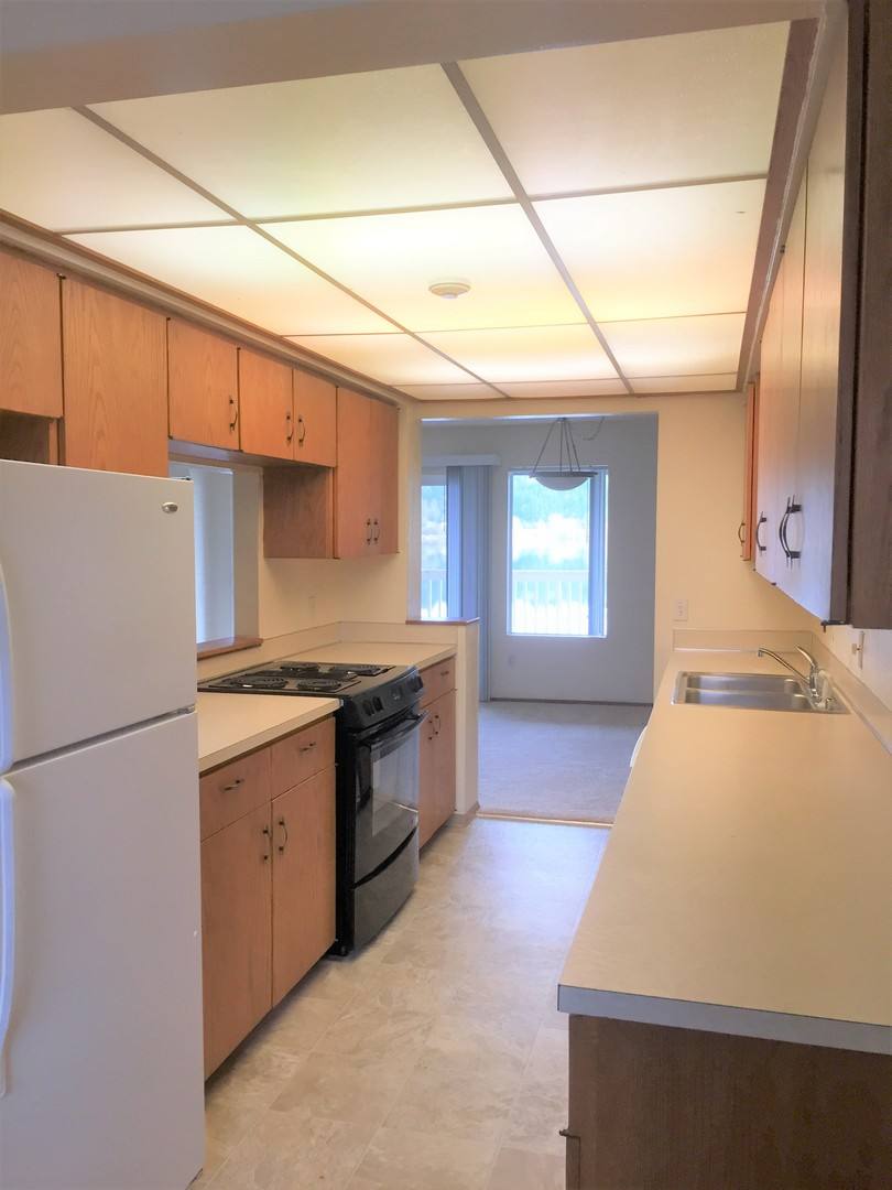 Apartment for rent at 4010 W Lake Sammamish Parkway NE, Redmond, WA 98052