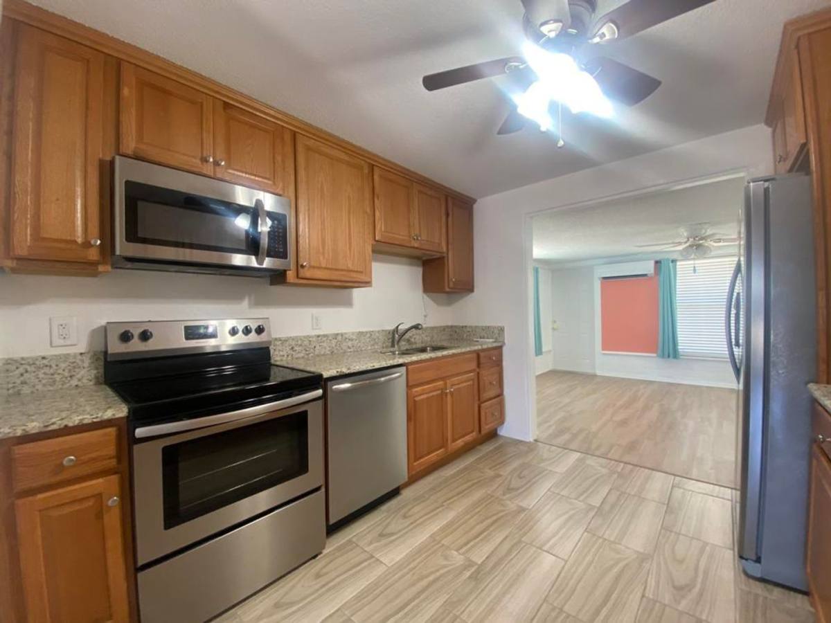 House for rent at 19 River Shore Dr, Ormond Beach, FL 32176