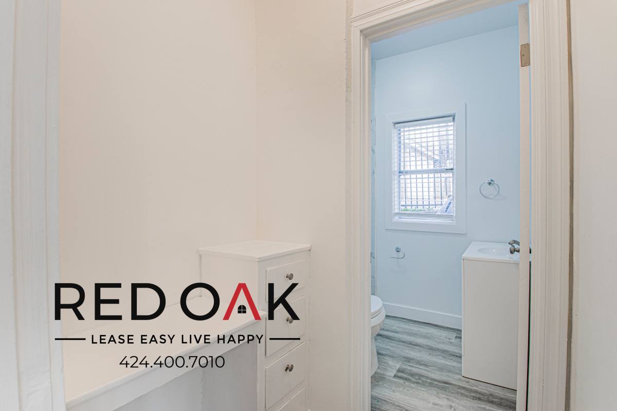 Condo for rent at 1056 S Normandie Ave #110, Los Angeles, CA 90006