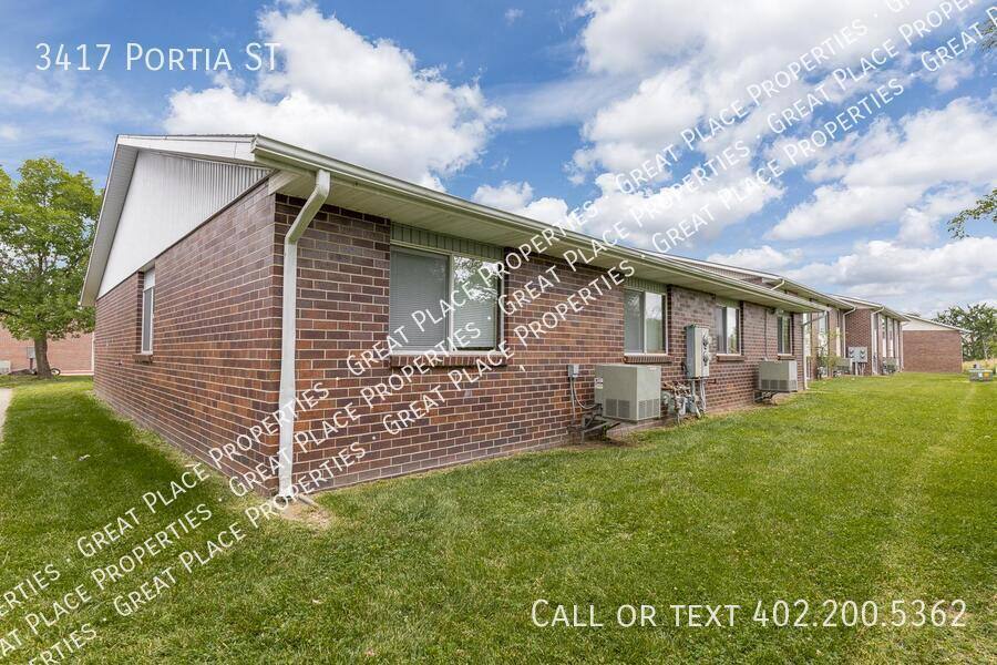 Townhouse for rent at 3417 Portia St, Lincoln, NE 68521
