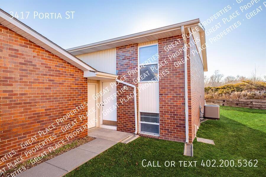 Townhouse for rent at 3417 Portia St, Lincoln, NE 68521