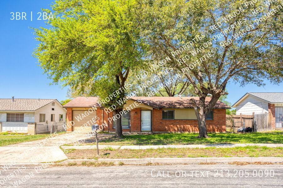 House for rent at 5231 Silvertip Dr, San Antonio, TX 78228