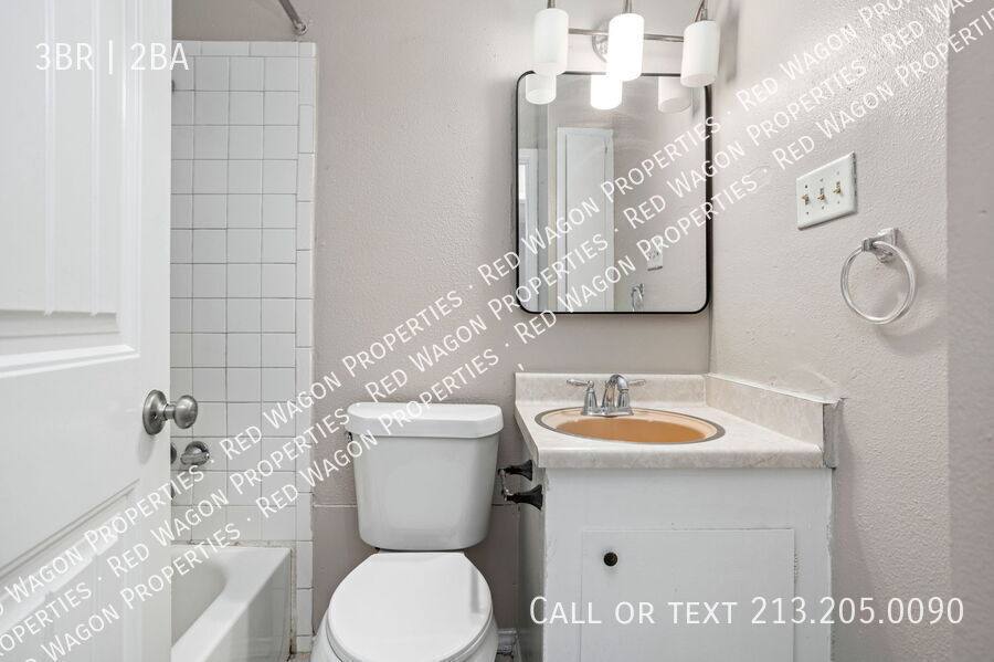 House for rent at 5231 Silvertip Dr, San Antonio, TX 78228