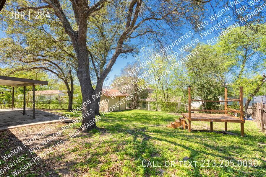 House for rent at 5231 Silvertip Dr, San Antonio, TX 78228