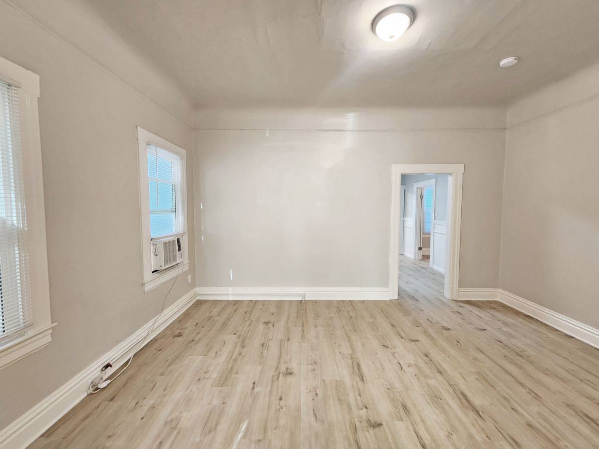 Apartment for rent at 811 V St, Sacramento, CA 95818