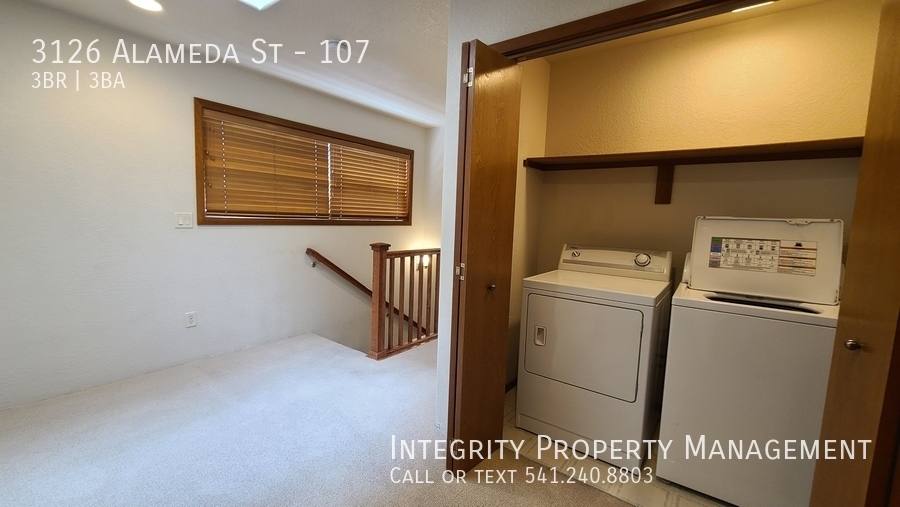 Townhouse for rent at 3126 Alameda St #107, Medford, OR 97504