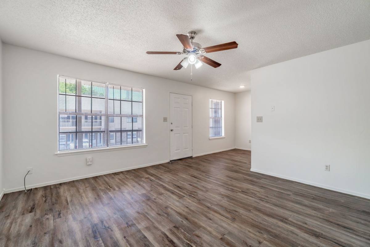 Apartment for rent at 2024 Baldwin St #23, Van Buren, AR 72956