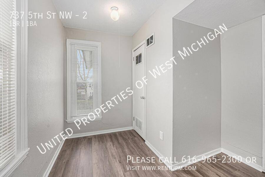 Apartment for rent at 737 5th St NW #2, Grand Rapids, MI 49504