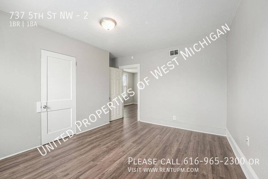 Apartment for rent at 737 5th St NW #2, Grand Rapids, MI 49504