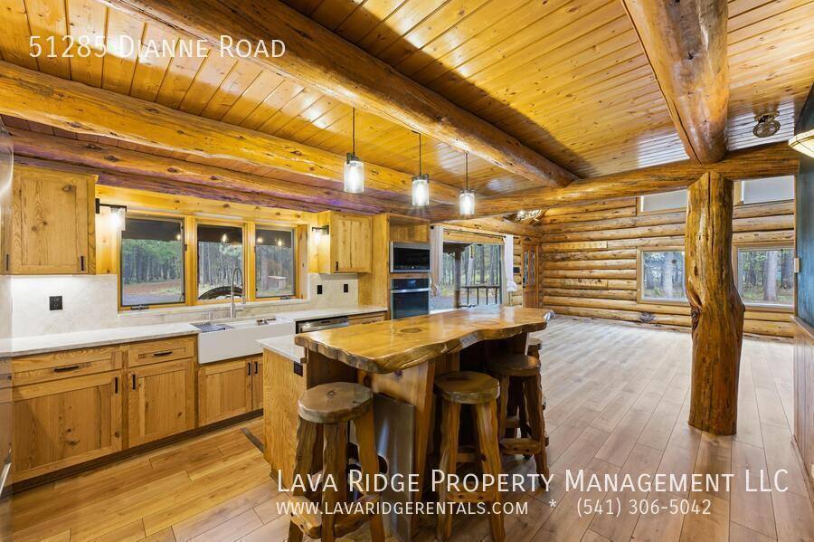 House for rent at 51285 Dianne Rd, La Pine, OR 97739