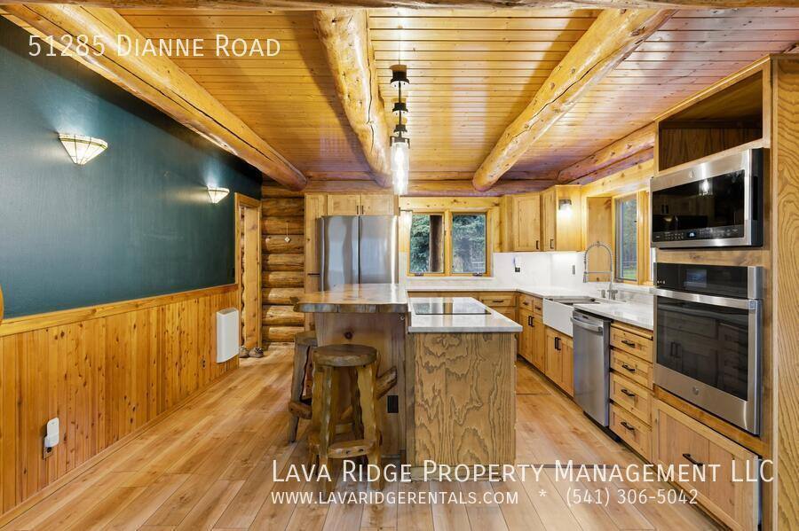 House for rent at 51285 Dianne Rd, La Pine, OR 97739