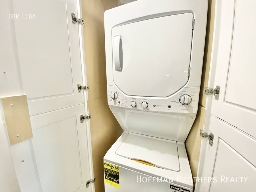 Apartment for rent at 2360 W Washington Blvd #202, Los Angeles, CA 90018