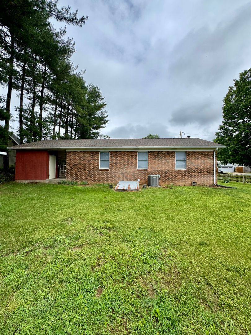 House for rent at 125 Stover St, Dayton, VA 22821