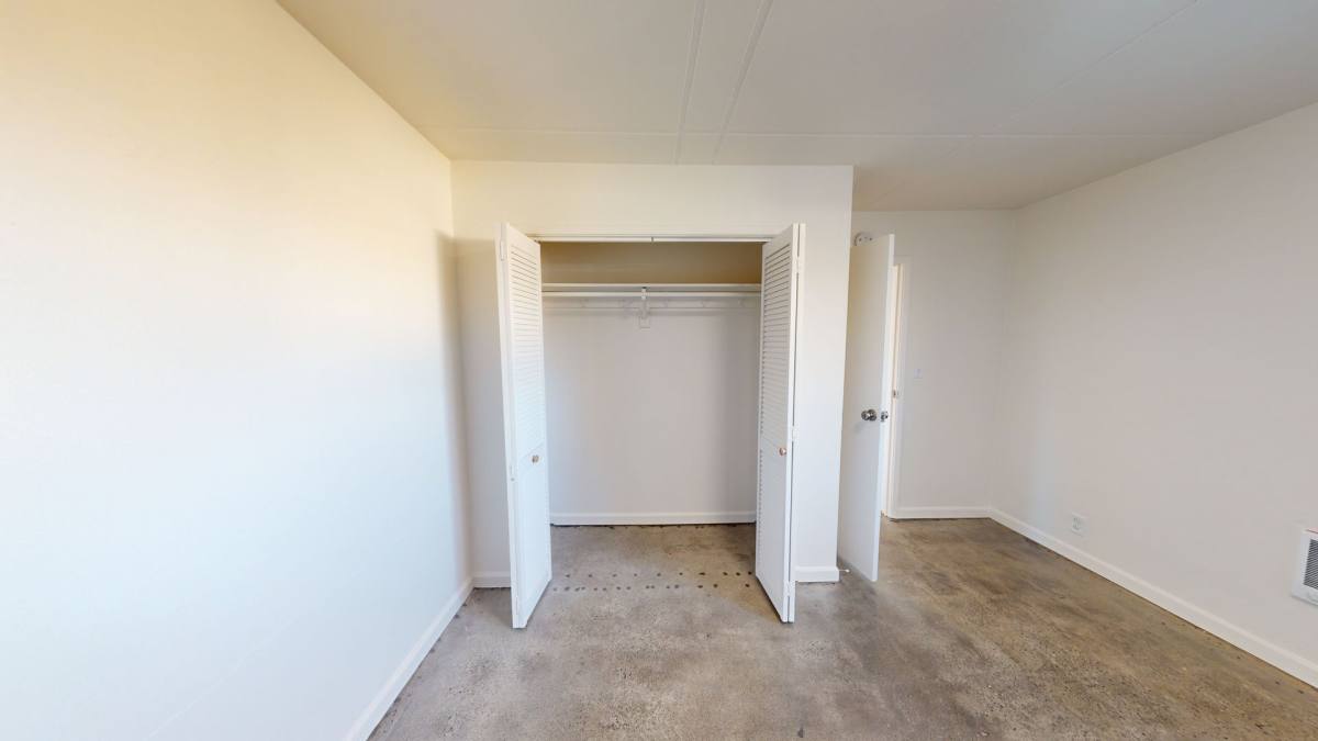 Apartment for rent at 910 10th Ave E, Seattle, WA 98102