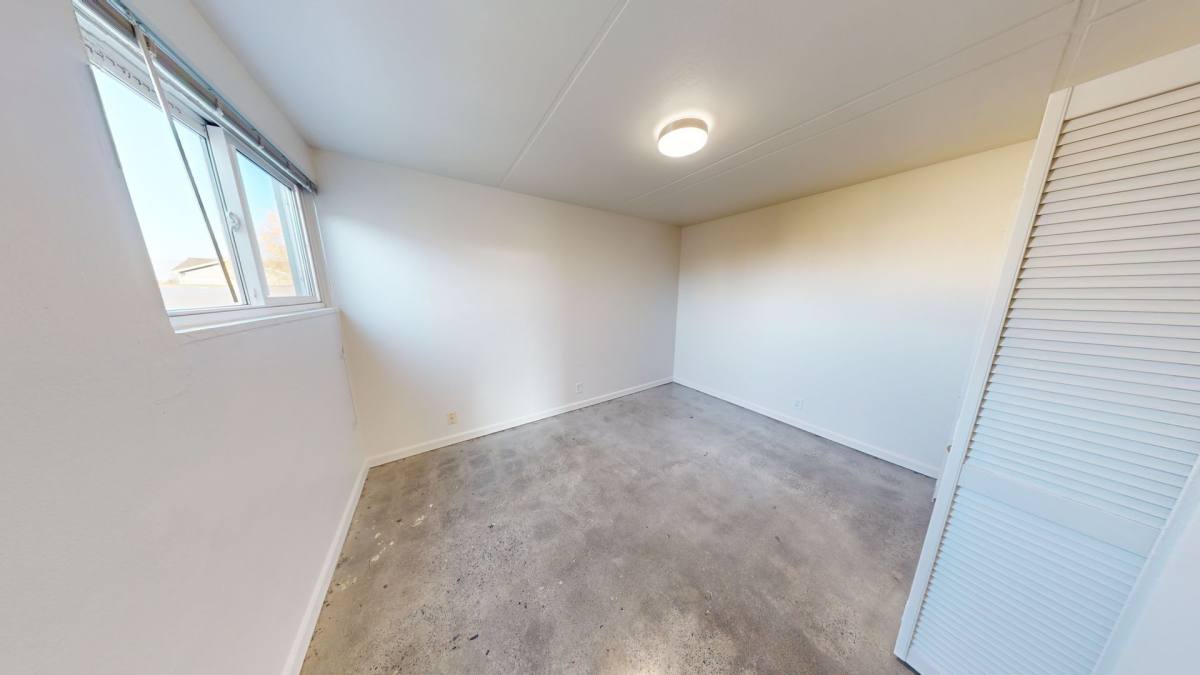 Apartment for rent at 910 10th Ave E, Seattle, WA 98102