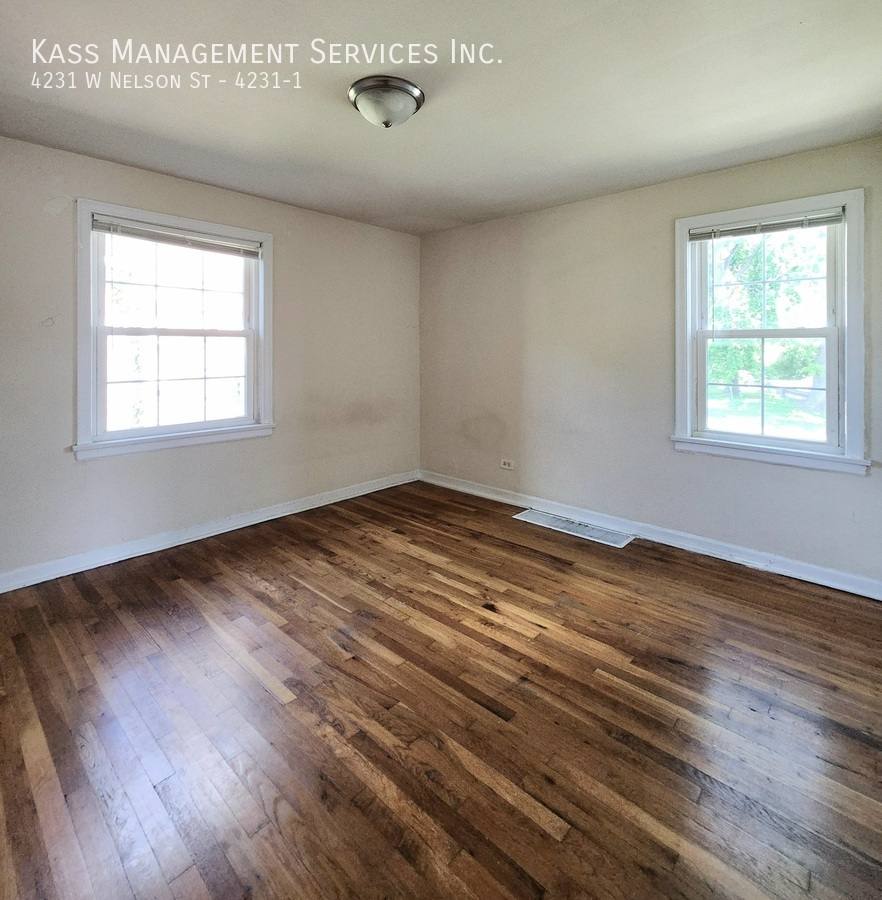 Apartment for rent at 4231 W Nelson St #1, Chicago, IL 60641