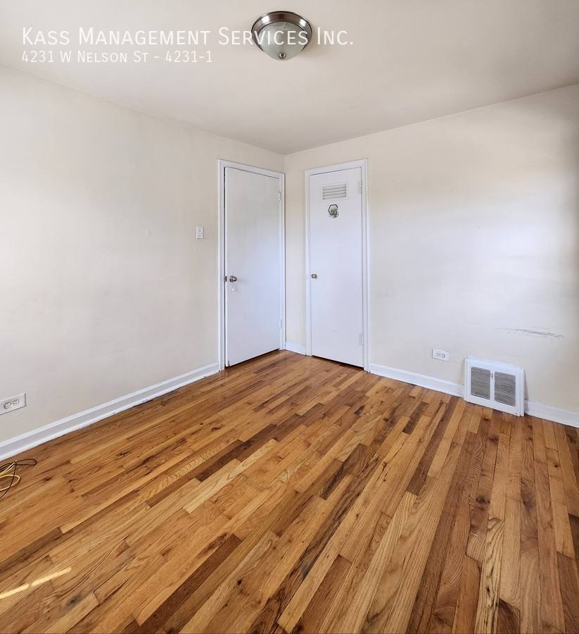 Apartment for rent at 4231 W Nelson St #1, Chicago, IL 60641