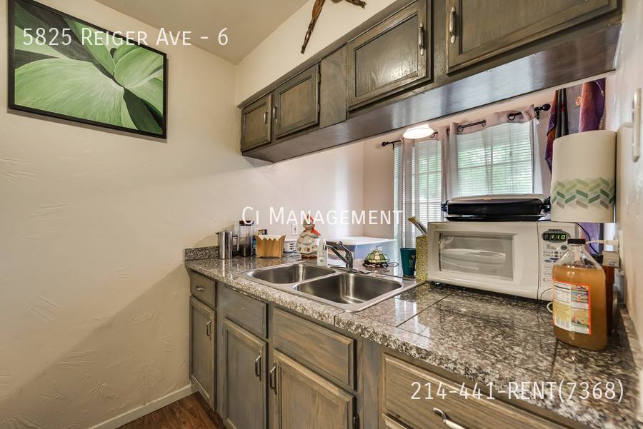 Apartment for rent at 5825 Reiger Ave #6, Dallas, TX 75214