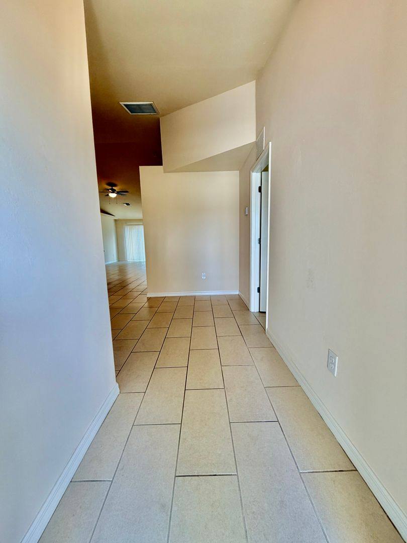 Townhouse for rent at 1314 Trafalgar Parkway, Cape Coral, FL 33991