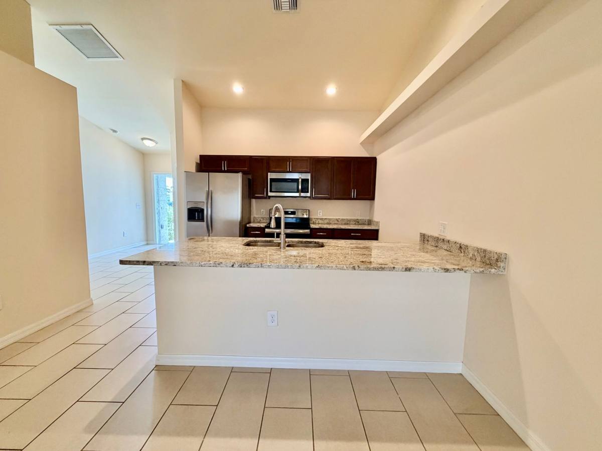 Townhouse for rent at 1314 Trafalgar Parkway, Cape Coral, FL 33991