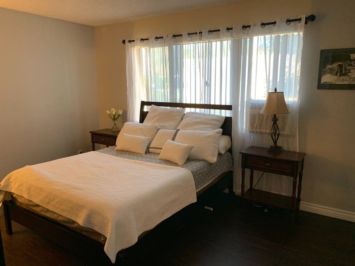 Apartment for rent at 18015 Beneda Lane, Canyon Country, CA 91351