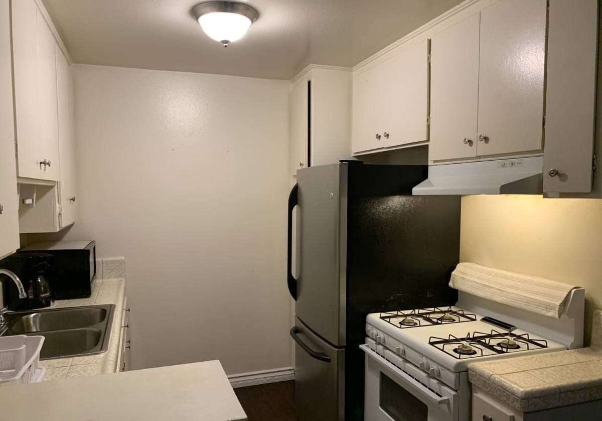 Apartment for rent at 18015 Beneda Lane, Canyon Country, CA 91351