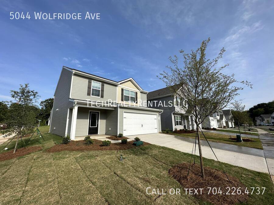 House for rent at 5044 Wolfridge Ave, Charlotte, NC 28214