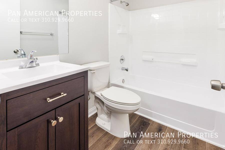 Apartment for rent at 991 Postal Way #10, Vista, CA 92083