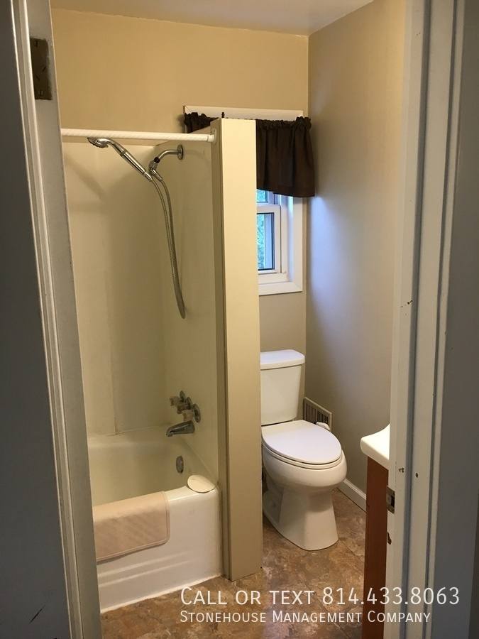 House for rent at 1302 W 25th St, Erie, PA 16502