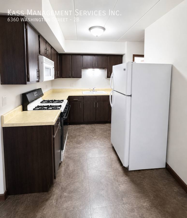 Apartment for rent at 6360 Washington St #2B, Chicago Ridge, IL 60415