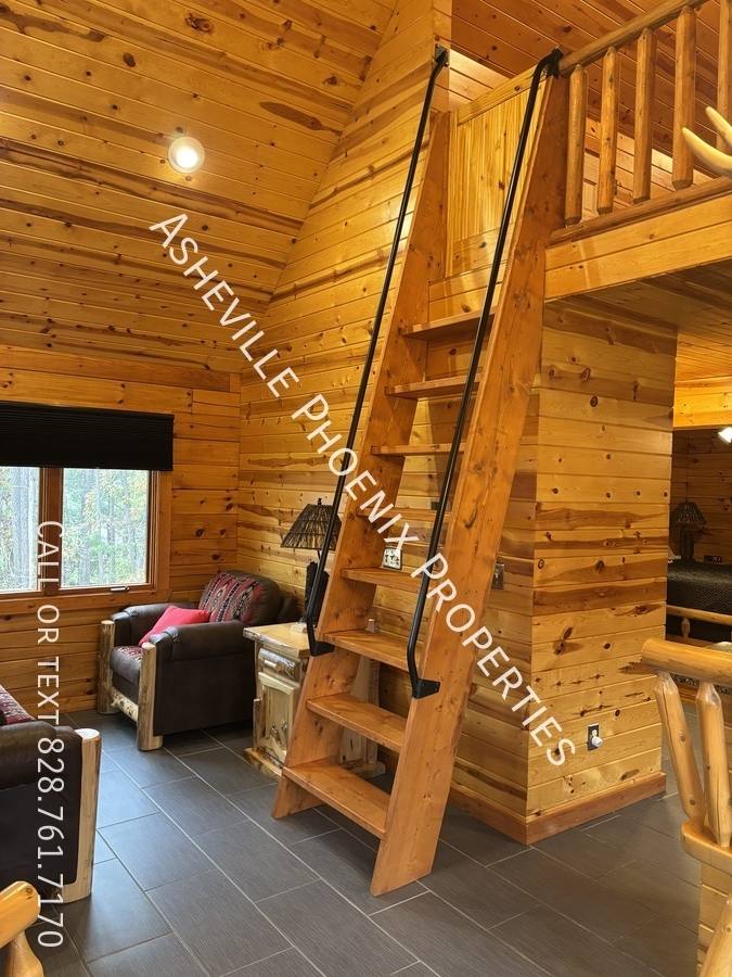 House for rent at 125 Macedonia Rd, Asheville, NC 28804