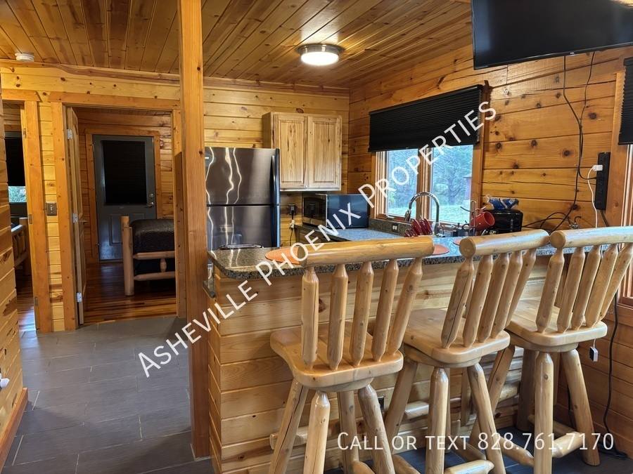 House for rent at 125 Macedonia Rd, Asheville, NC 28804