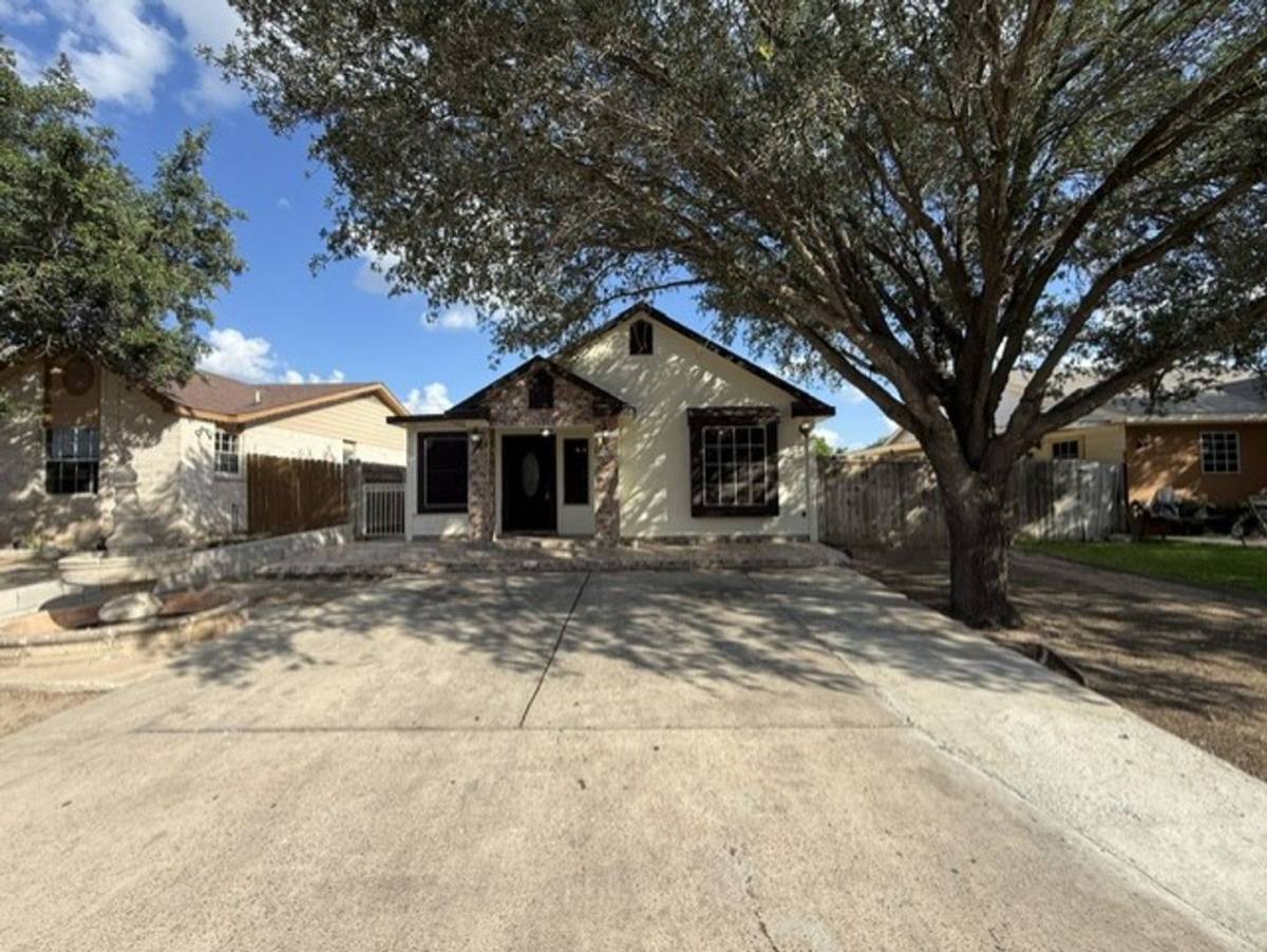 House for rent at 9549 Canvasback Dr, Laredo, TX 78045