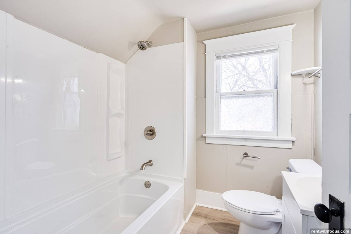 Apartment for rent at 745 Racine St, Menasha, WI 54952