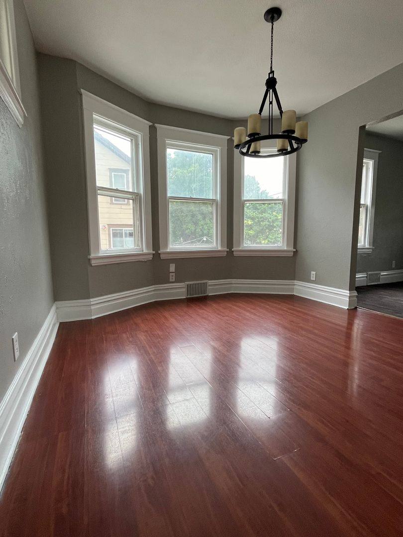 House for rent at 444 Clinton Ave, Saint Paul, MN 55107