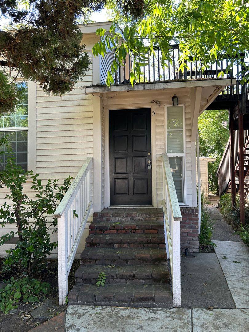 Apartment for rent at 604 Salem St, Chico, CA 95928