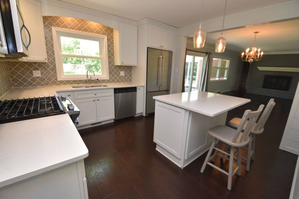 House for rent at 54579 Whispering Oak Dr, Mishawaka, IN 46545