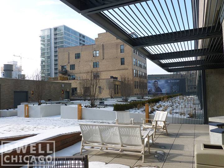 Apartment for rent at 165 N Desplaines St, Chicago, IL 60661