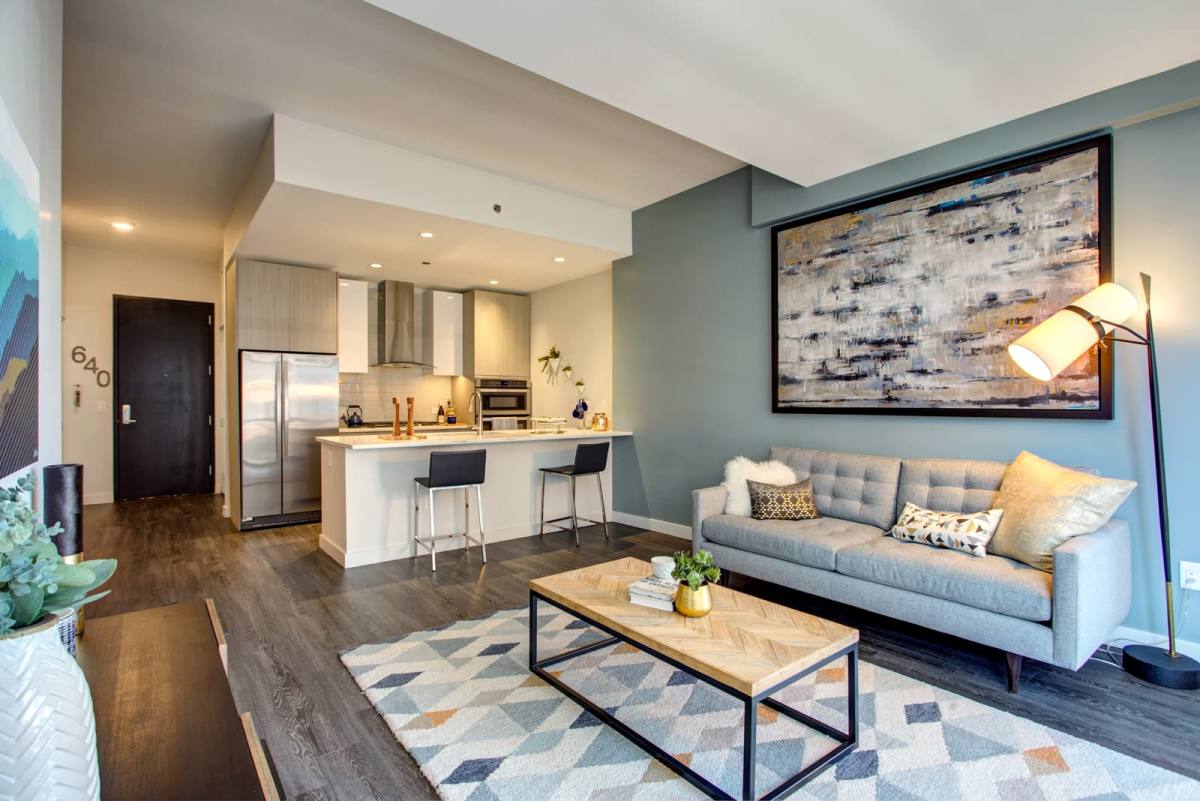 Apartment for rent at 640 N Wells St, Chicago, IL 60654