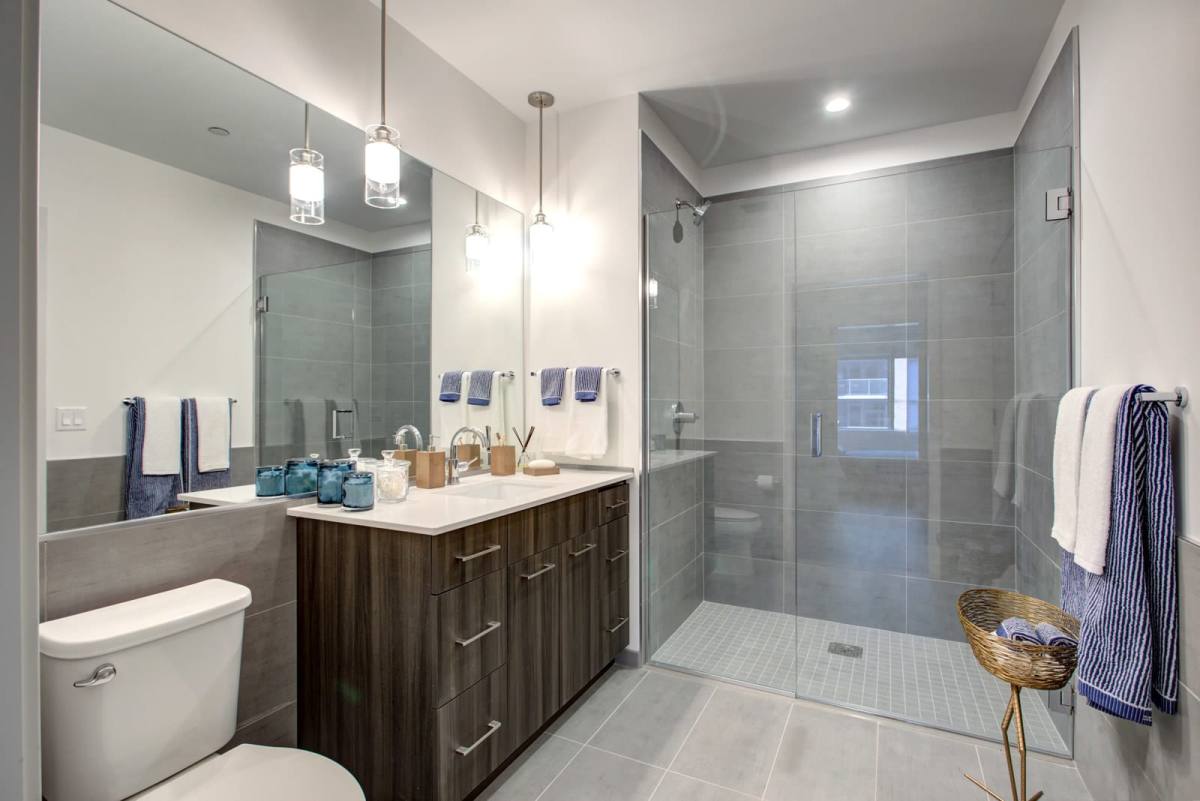 Apartment for rent at 640 N Wells St, Chicago, IL 60654