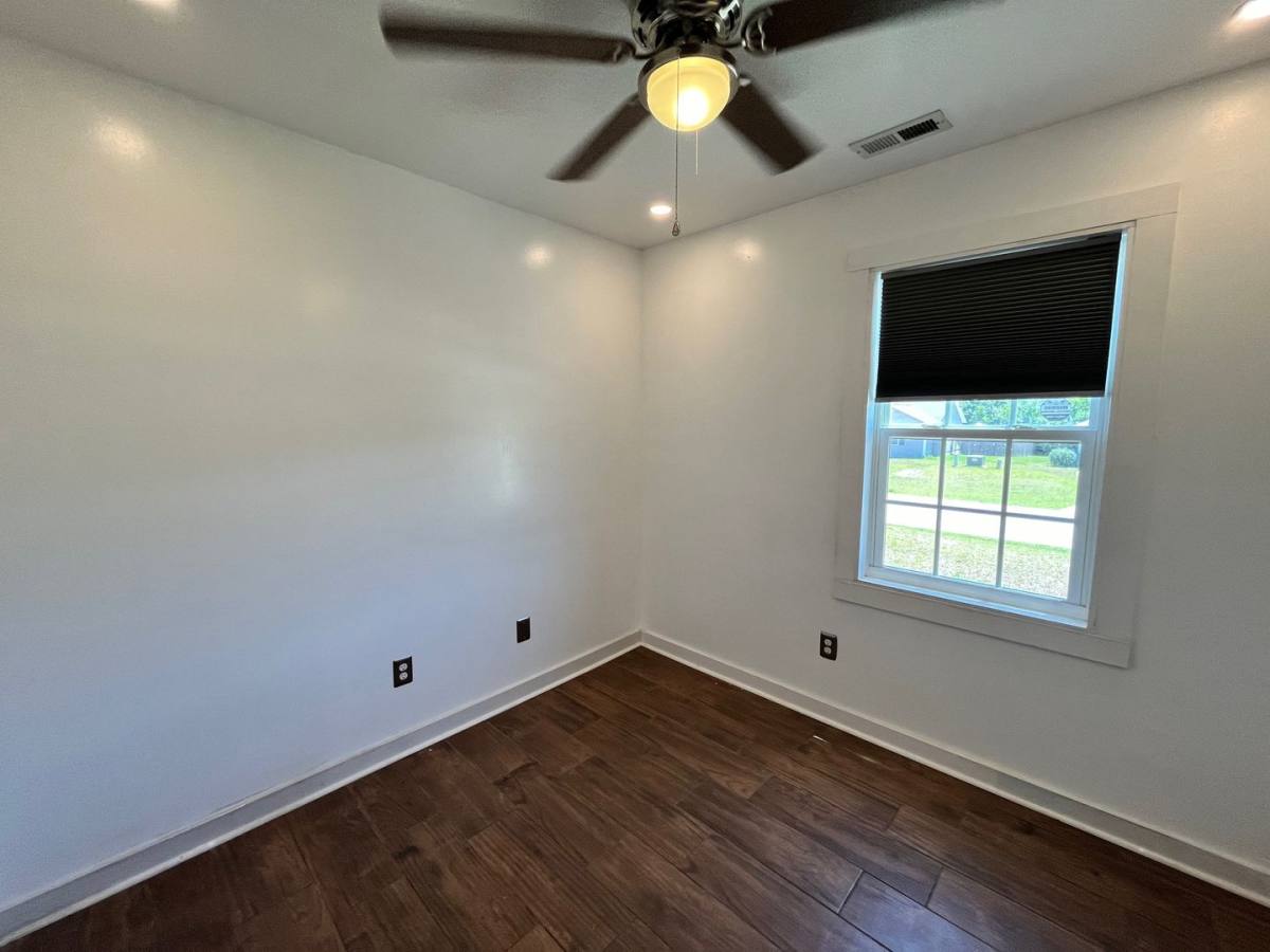 House for rent at 112 Jenna Rea Rd, Hubert, NC 28539
