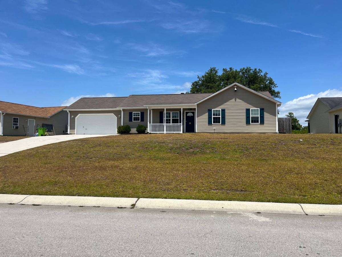 House for rent at 112 Jenna Rea Rd, Hubert, NC 28539