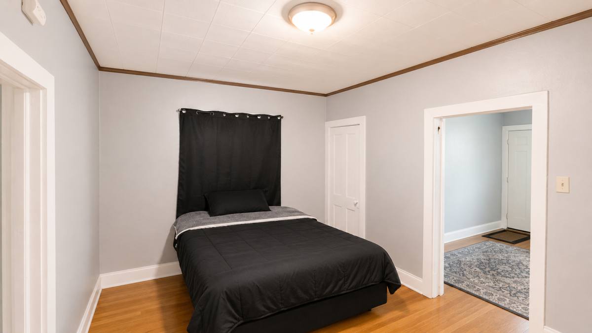 Apartment for rent at 320 S 31st St, Billings, MT 59101