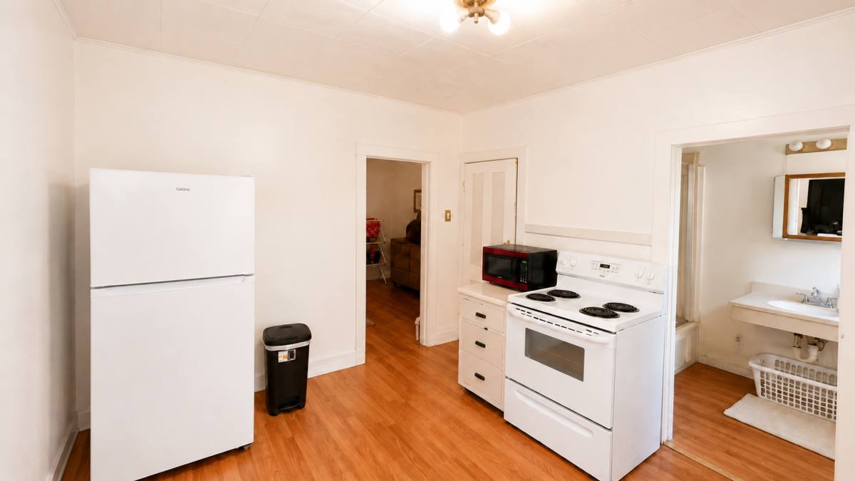 Apartment for rent at 320 S 31st St, Billings, MT 59101