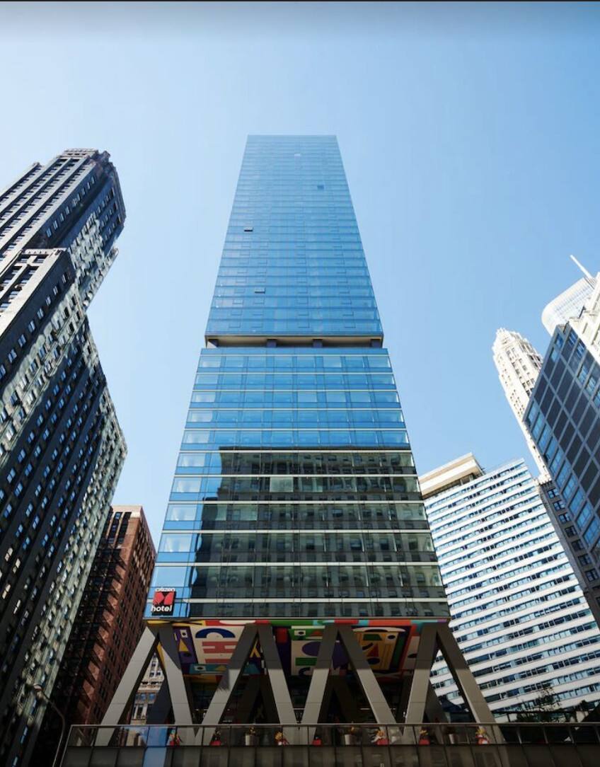 Apartment for rent at 88 E Wacker Place, Chicago, IL 60601