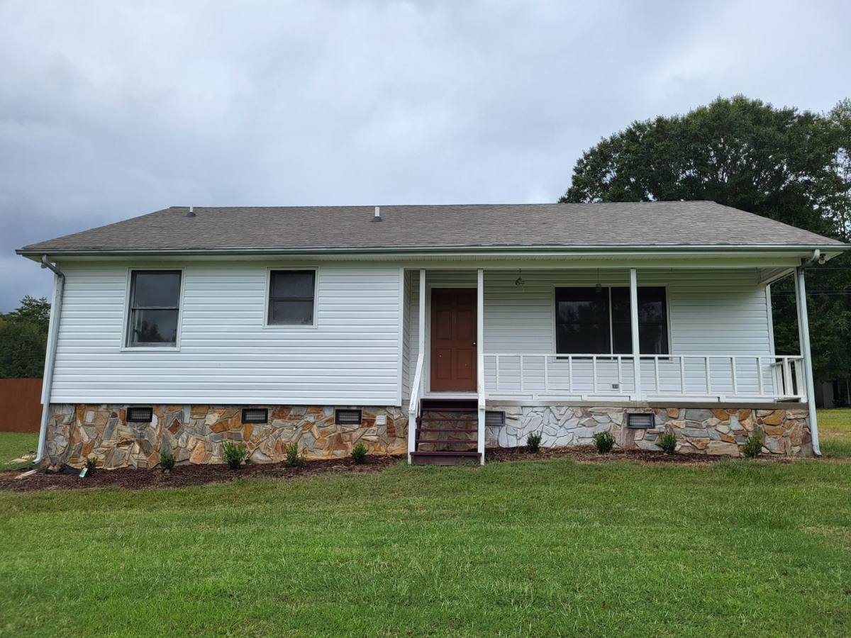 House for rent at 4764 Burnam Lane, Maiden, NC 28650
